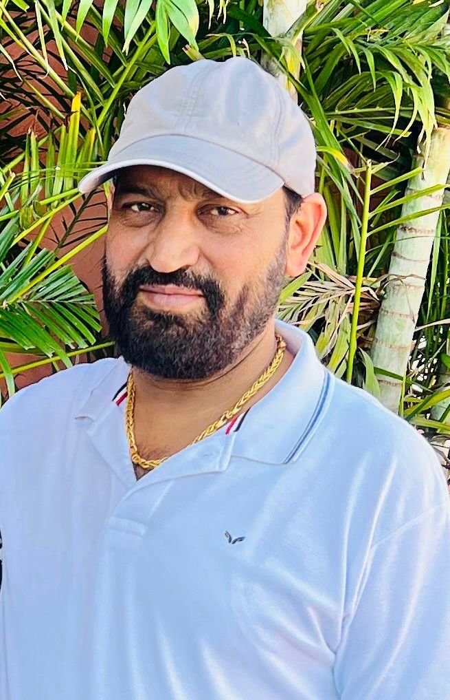 Mr. Suresh Kumar Yadav